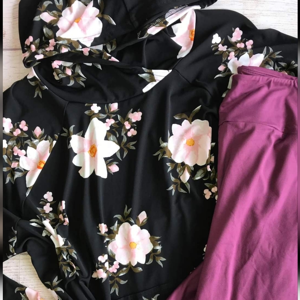 Lularoe Hoodie And Leggings Set